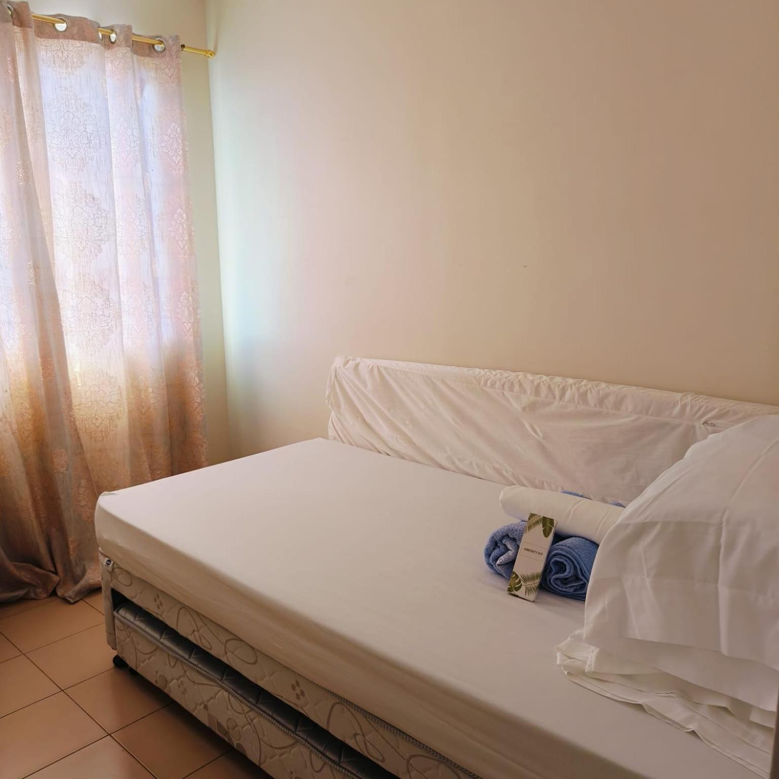 Veronica'S Homestay At Marina Spatial Condo Dumaguete City Luaran gambar